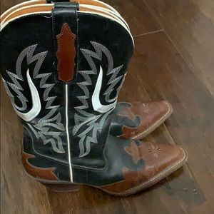 Women’s Cowgirl Boots